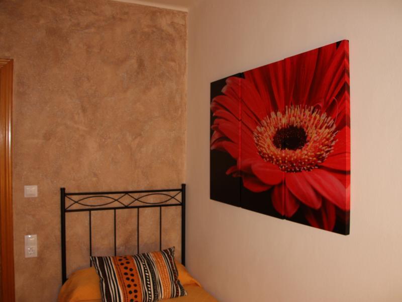 Hostal Rte. Elena Fuentes de Ebro Quarto foto